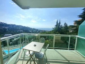 SANREMO - Bilocale vista mare con possibilità posto auto - VENDITA