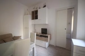 IMPERIA zona Marina - Bilocale ristrutturato e arredato - CASA VENDUTA