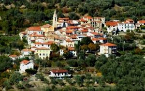 BORGOMARO (Candeasco) - Appartamento in casa centro storico - CASA VENDUTA
